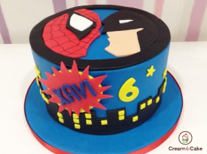 Tarta decorada super heroe spiderman para cumple